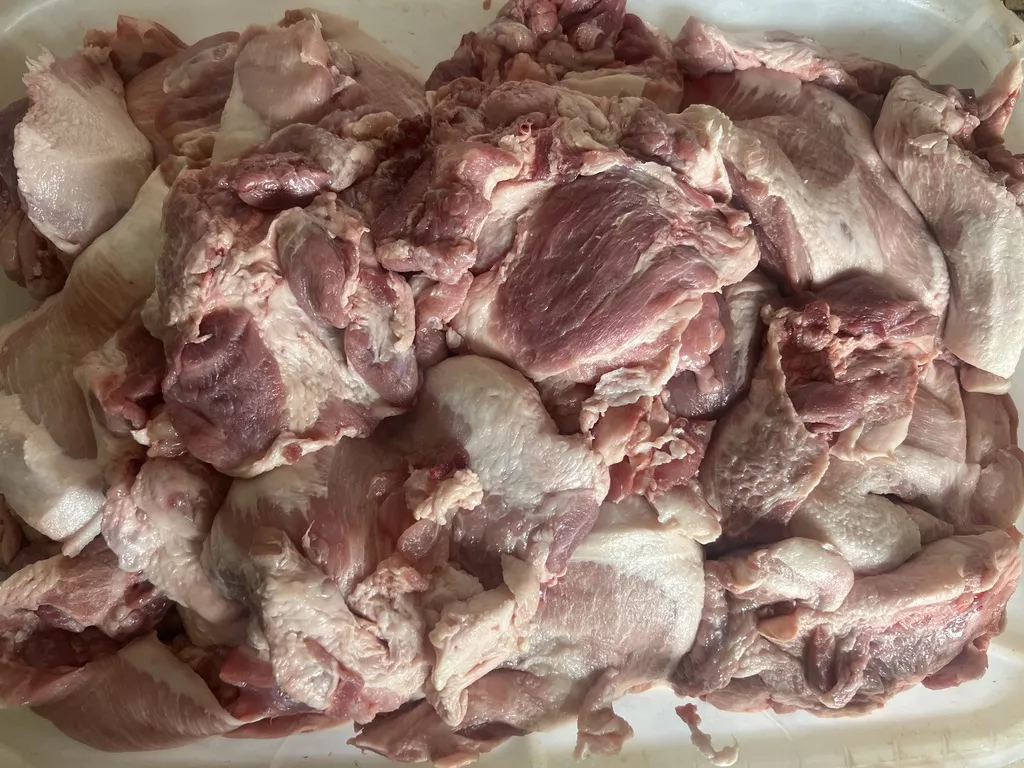 обрезь свиная корпусная  в Курске и Курской области