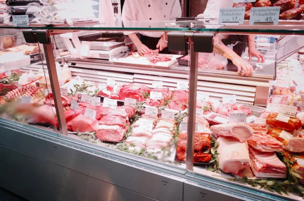 Курские предприятия вопреки санкциям отправят мясо птицы в 12 стран мира