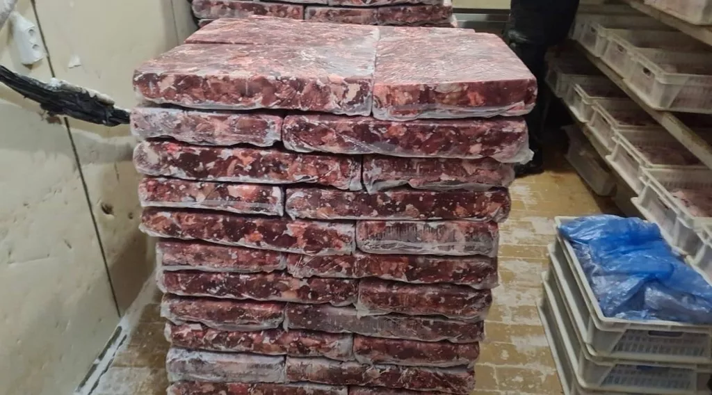 мясо голов говяжьих  в Курске и Курской области